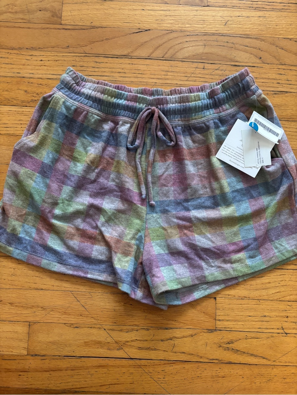 NWT Beyond Yoga Women's On Vacation Shorts